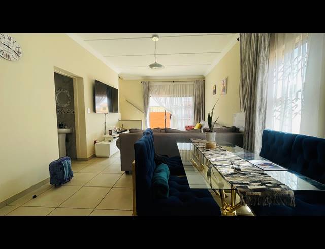 3 BEDROOM DUPLEX FOR SALE IN AMANDASIG